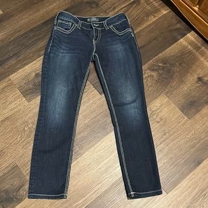 Silver women’s dark denim blue jeans size 30